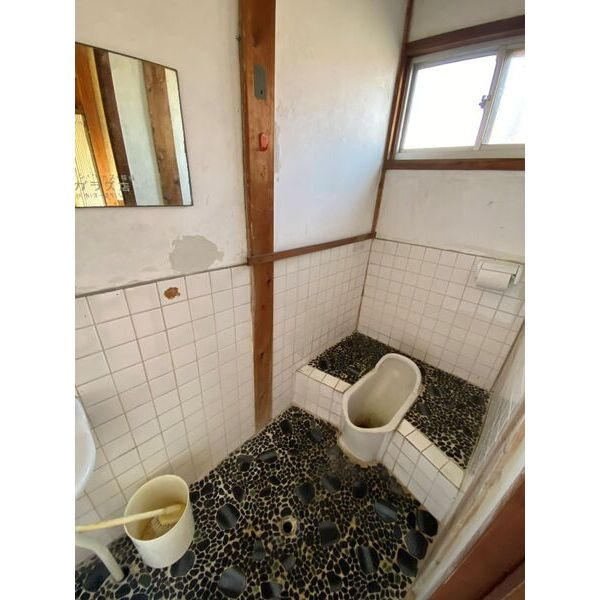 中小口一丁目借家のトイレ