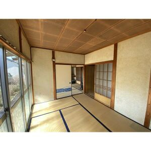 中小口一丁目借家の居間・リビング