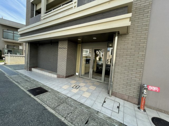 アーバン甲南のエントランス