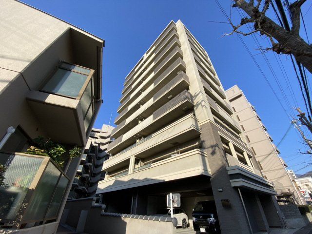 アーバン甲南の外観