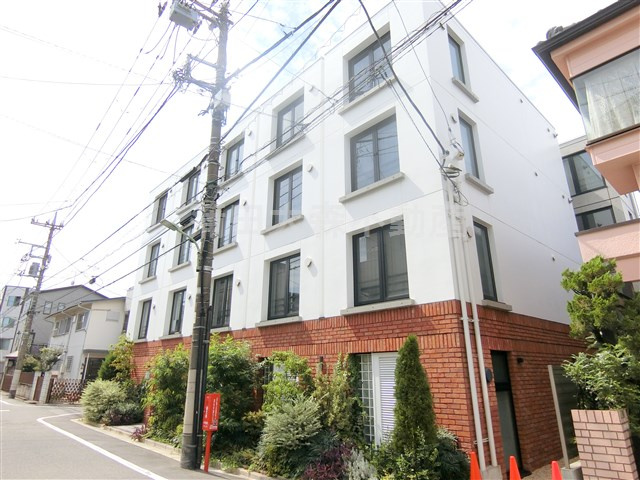 ラティエラ西蒲田の外観