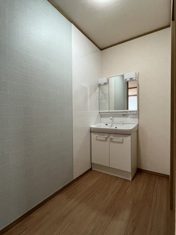 【独立洗面台】 | エクセルハイツ | 人気の独立洗面台も綺麗です♪