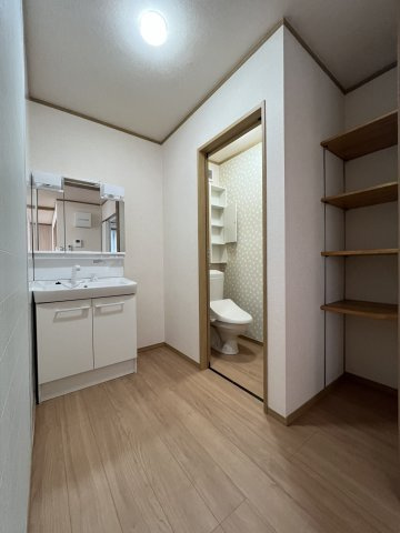 【その他】 | エクセルハイツ | 洗面周りも広々です♪
