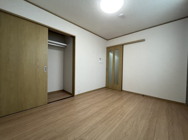 【洋室】 | エクセルハイツ | 使い勝手のいい洋室です