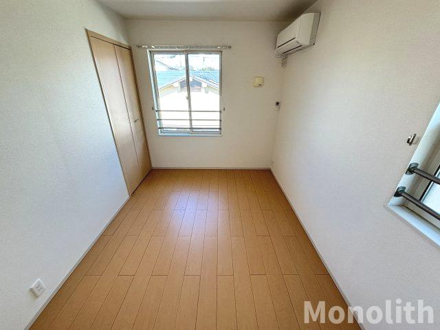 ジュネス王子の洋室