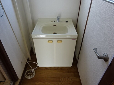 【洗面所】 | 新金岡第三住宅７－２１号棟 | 洗面化粧台　※前回募集時／２０２１年１０月の写真
