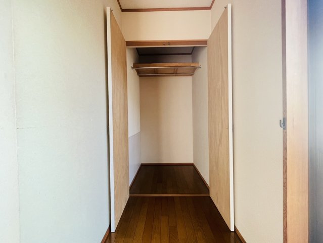 【収納】 | 前橋市北代田町　中古住宅 | 1F洋室収納