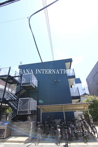レオパレスハートポートの外観