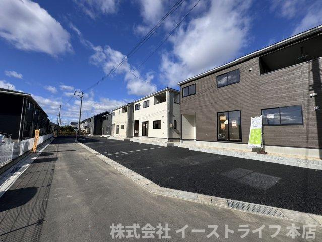 【新築戸建】　小名浜住吉第4の前面道路含む現地写真|現況写真です。5棟全て完成しました！残り2棟です。