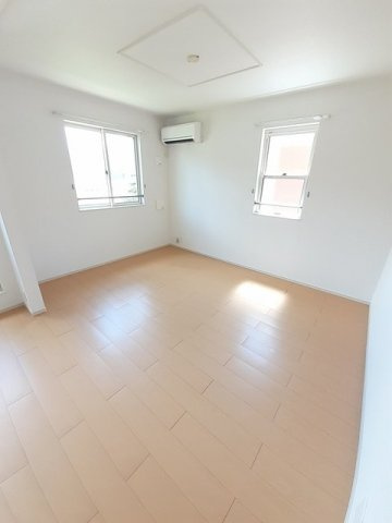 プリムローズ向原　Ａの居間・リビング