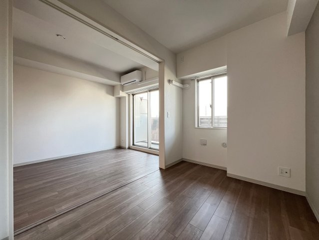 アーバネックス南森町WESTの洋室