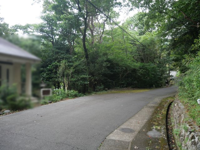 エンゼルフォレスト伊豆熱川④の前面道路含む現地写真