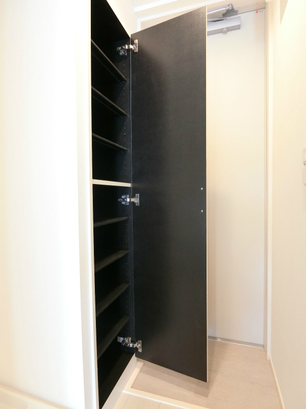 リブリ・FALCONの玄関|玄関です