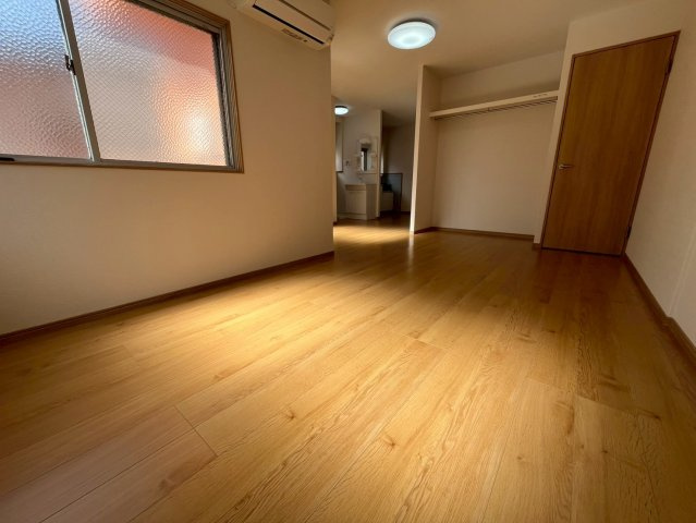 名神コーポの洋室