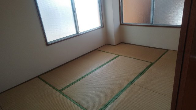 明神マンション２号の和室