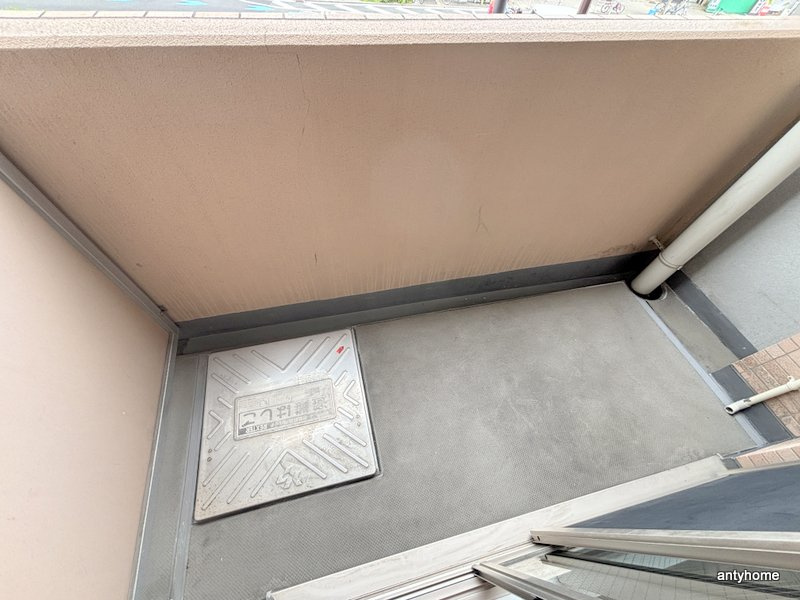 フロンティアタワー九条Ⅱ　仲介手数料無料のバルコニー