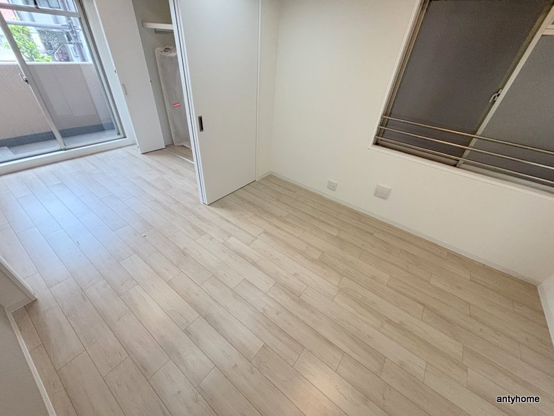 フロンティアタワー九条Ⅱ　仲介手数料無料の居間・リビング