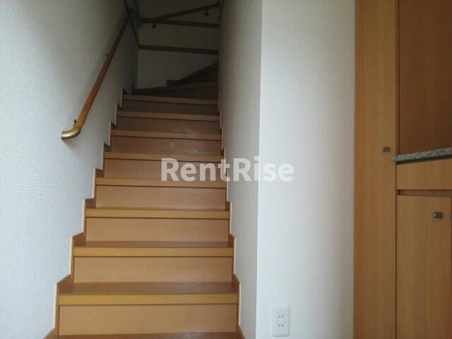 メゾンクラウンの玄関|玄関