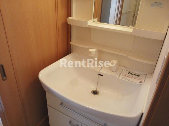 メゾンクラウンの洗面所|洗面所