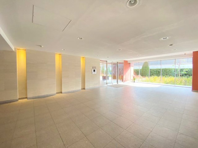 【エントランス】 | プラウド江坂