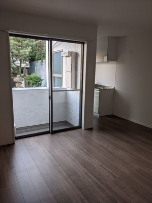 【居間・リビング】 | メゾンクラッセ大池通り | 別号室の写真になります。現況優先。