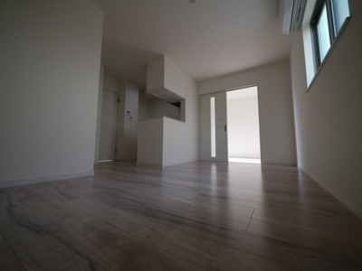 【居間・リビング】 | A・RATA | 別号室の写真になります。現況優先。