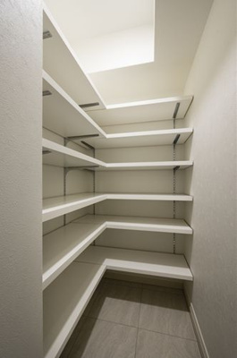 【玄関】 | エンクレスト博多BRIGHT | 別号室の写真になります。現況優先。