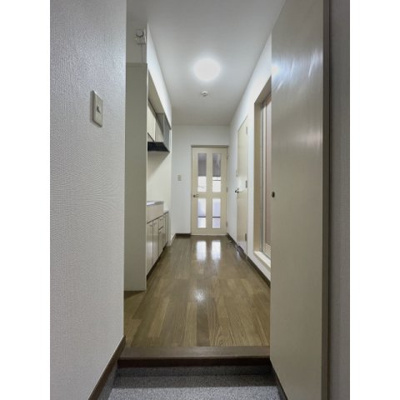 【玄関】 | ウェルス貝塚 | 別号室の写真になります。現況優先。