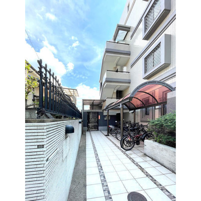 【エントランス】 | ウェルス貝塚