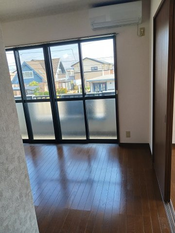 コーポわかばの居間・リビング