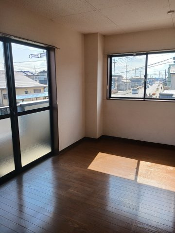 コーポわかばの居間・リビング