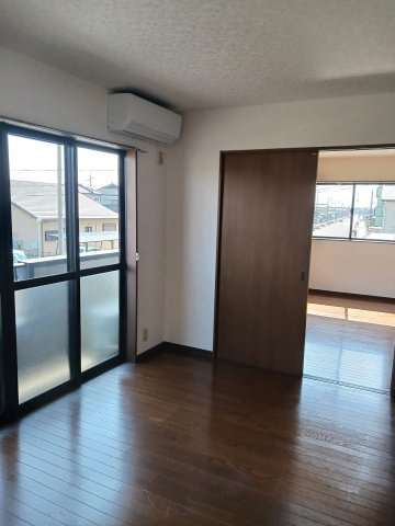 コーポわかばの居間・リビング