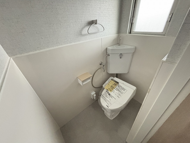 細田ビル（八木7）のトイレ