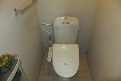 【トイレ】 | メゾンクレール | シンプルで使いやすいトイレです