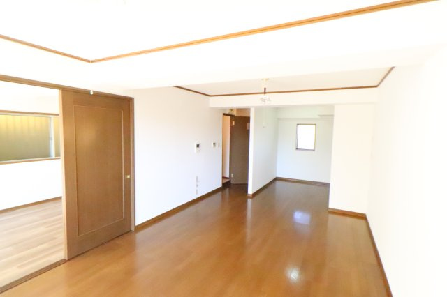 坂本ビルの居間・リビング|※他のお部屋の参考写真です。