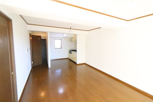 坂本ビルの居間・リビング|※他のお部屋の参考写真です。