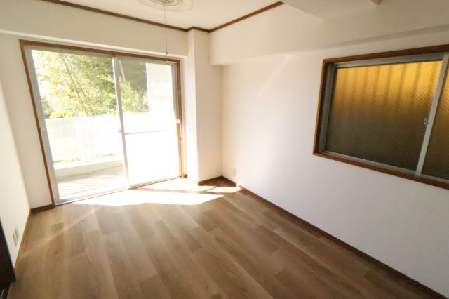 坂本ビルの居間・リビング|別号室の参考写真です。