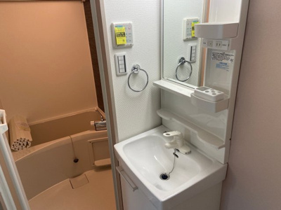 【洗面所】 | リバーサイド