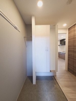 【玄関】 | カスタリア