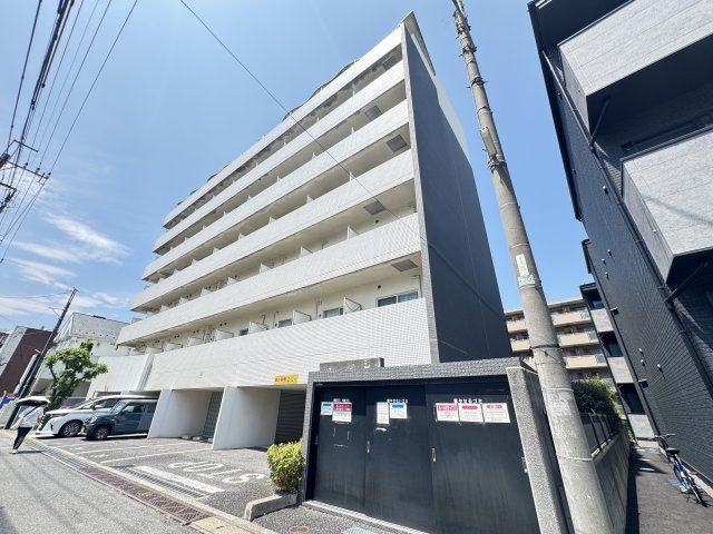 ポルタオーレア の外観