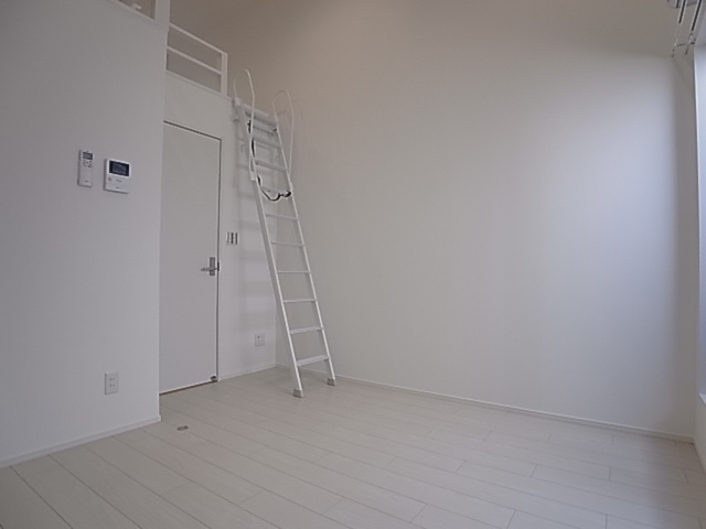 神戸市長田区野田町９丁目のアパートの居間・リビング|リビング