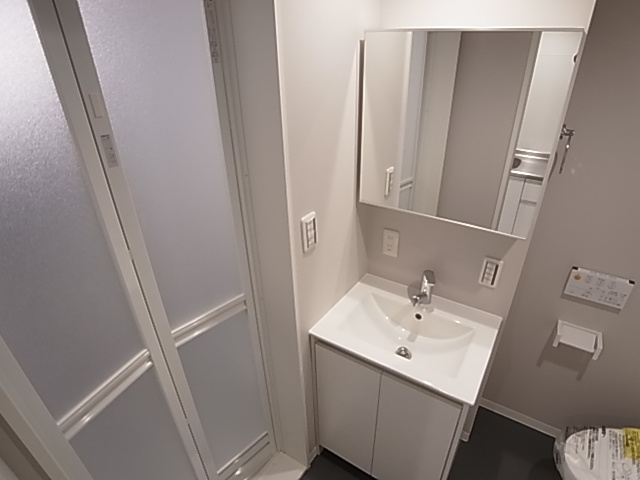 神戸市長田区野田町９丁目のアパートの洗面所