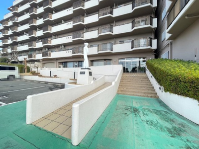 【エントランス】 | 青葉丘マンション