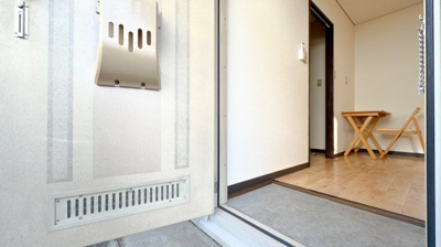 【玄関】 | タウニィスズタカ