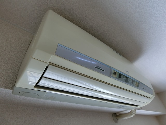 【設備】 | オリーブガーデン | エアコン