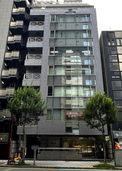 【外観】 | 半蔵門駅徒歩1分 オーセンティック半蔵門 地下一階 34.71坪 シュミレーションゴルフ居抜き