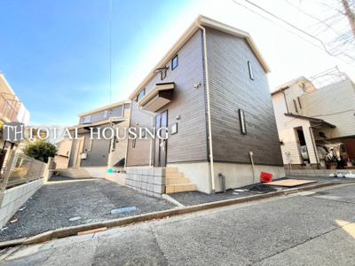 【前面道路含む現地写真】 | 調布市東つつじヶ丘3丁目　新築戸建　全2棟(1号棟)