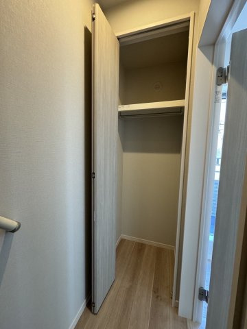 メゾンボヌールの収納|奥行きのあるクローゼット