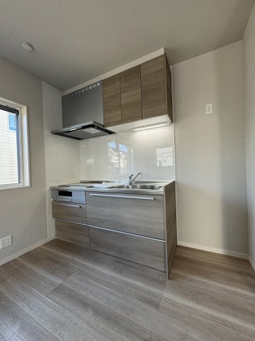 メゾンボヌールのキッチン|システムキッチン（IH3口ヒーター・グリル付き）