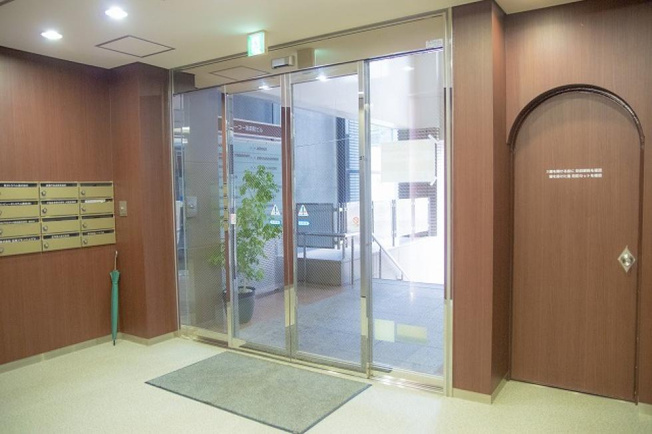 【エントランス】 | トーコー南森町ビル
